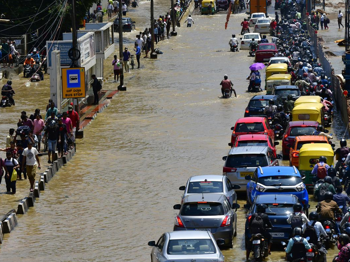 rains-inundated-bangalore