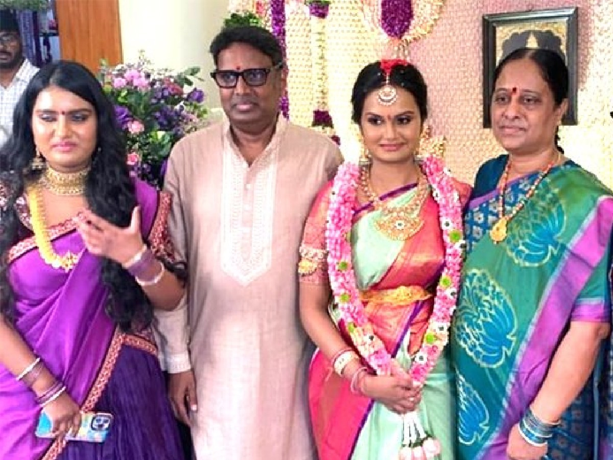 director gunasekhar daughter neelima marriage with ravi 
