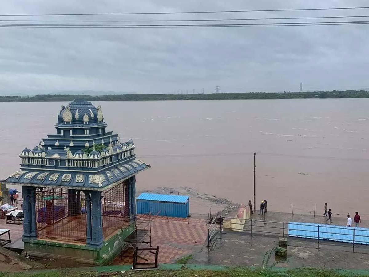 troubled-by-floods-bhadrachalam
