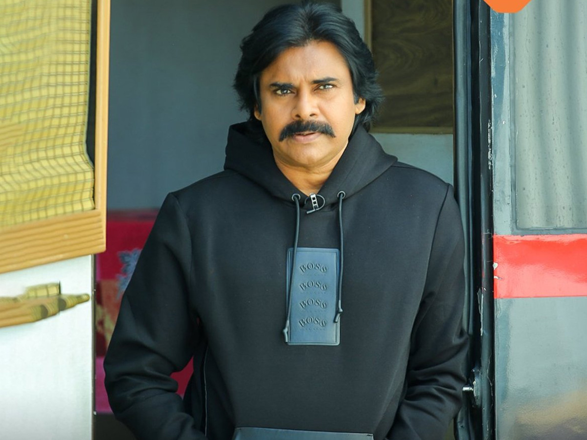 Young director gets golden chance with pawan kalyan 