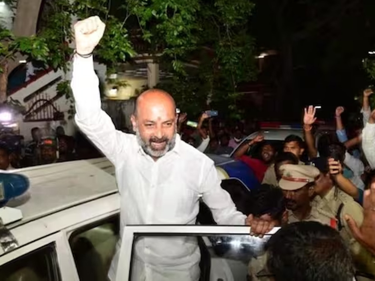 bandi sanjay released from jail 